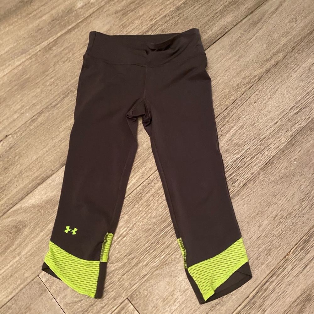 Under armour capris